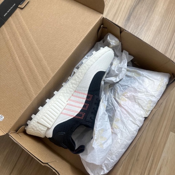 Adidas NMD_R1 TR size 5 brand new never used - Picture 5 of 7